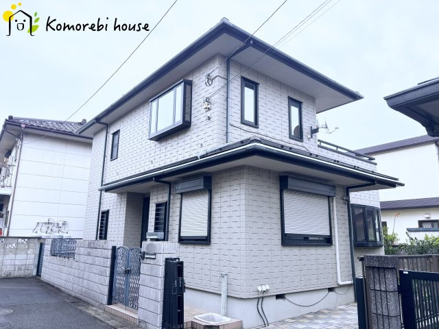 上尾市弁財　中古戸建の外観|おしゃれな雰囲気や親しみやすさといった暮らしを豊かにしてくれる住空間です。

