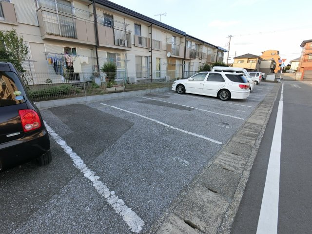 【駐車場】