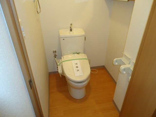 ＧＲＡＮＢＥＬ　ＩＴＯＨのトイレ|シャワー付トイレ