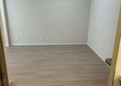 【ダイニング】 | シャンボール本厚木 | ダイニングは、食事や家族の団らんスペースとしてだけではなく、ほかの用途としても使用することができます。ダイニングテーブルを置き、食事のためのスペースを作ることでリビングとの差別化を図ることができます。