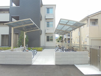 【その他共用部分】 | グランベレオ西新涯 | 屋根付き駐輪場