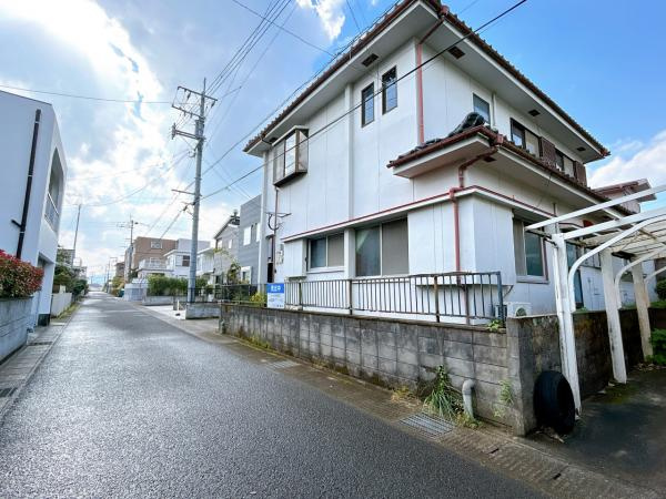 【前面道路含む現地写真】