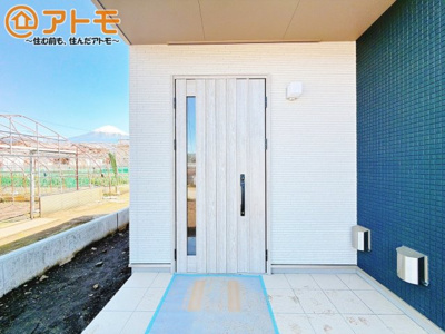 【玄関】 | 富士宮市淀師　新築戸建て　1号棟