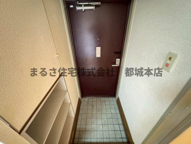 イーストウッドの玄関