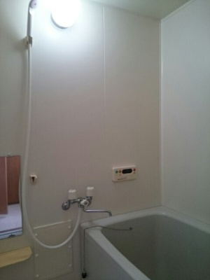 【浴室】 | アグレブル北吉田 | 落ち着いた空間のお風呂です