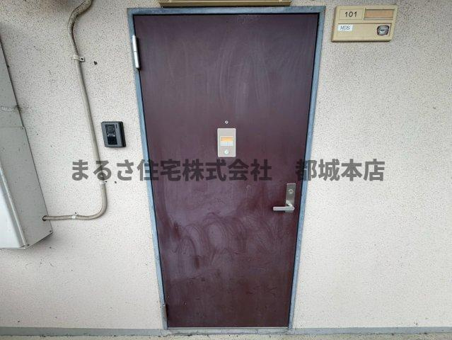 イーストウッドの玄関