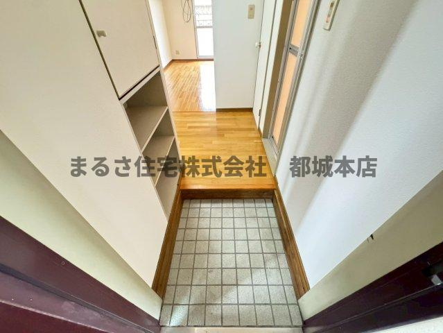 イーストウッドの玄関