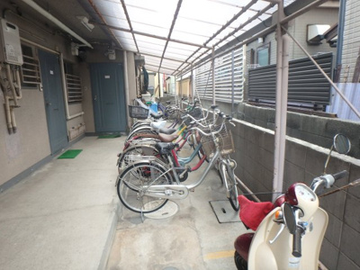 【その他共用部分】 | 寿コーポ | 自転車置き場になります