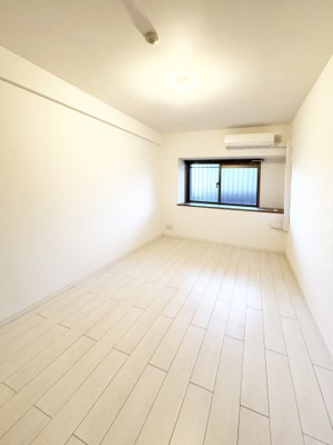 【洋室】 | ファミールハイツ泉大津セントハーバーシティ7番館