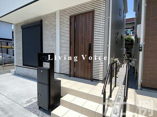 【エントランス】 | 【仲介手数料０円】相模原市中央区松が丘1丁目　新築一戸建て　全2棟 | 相模原市中央区松が丘1丁目　新築一戸建て　全2棟