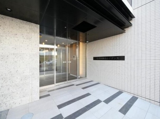 【エントランス】