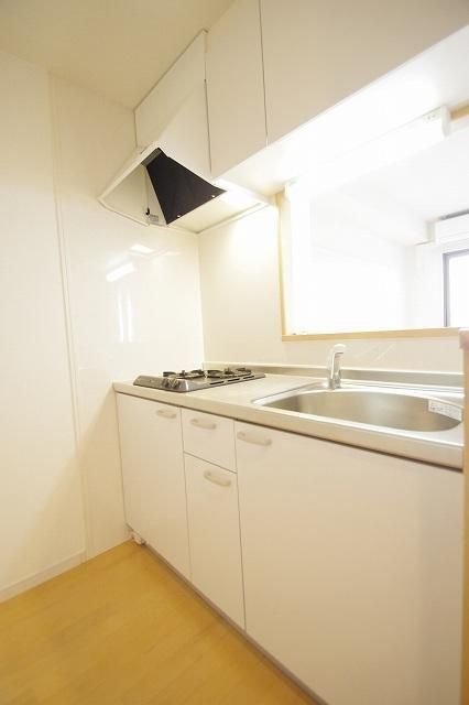 熊本市東区下南部３丁目の賃貸マンションのキッチン