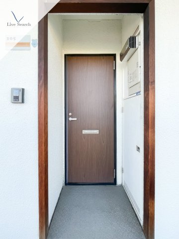 ＶＡＬＯＲＥ住吉Ⅱの玄関