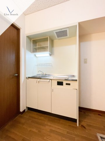 ＶＡＬＯＲＥ住吉Ⅱのキッチン