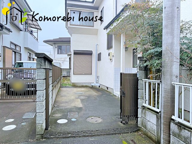 鴻巣市登戸　中古戸建の駐車場|駐車場の用意があります