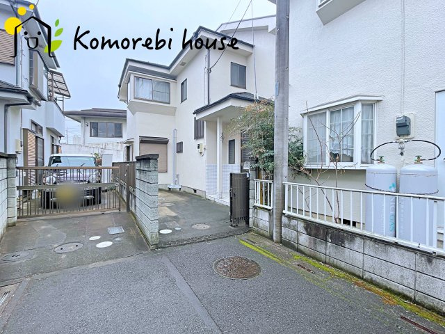 鴻巣市登戸　中古戸建の前面道路含む現地写真|前面道路含む現地写真です