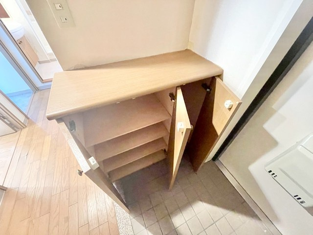【その他】 | モンテベルデ吹田 | 現在ご返済中のカーローン・カードローン・教育ローンなどを住宅ローンに一本化したり、家具家電購入費用・引越し費用を住宅ローンと組み合わせるなど、お客さまにメリットの多い住宅ローンのご提案が可能です。