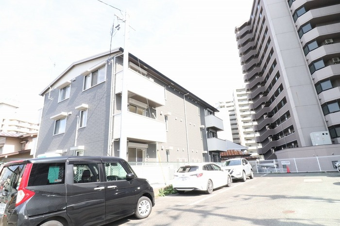 イリーニのバルコニー