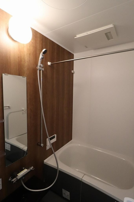 イリーニの浴室