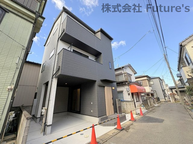 三郷市鷹野1丁目　新築戸建　全1棟の前面道路含む現地写真|前面道路含む現地写真です。