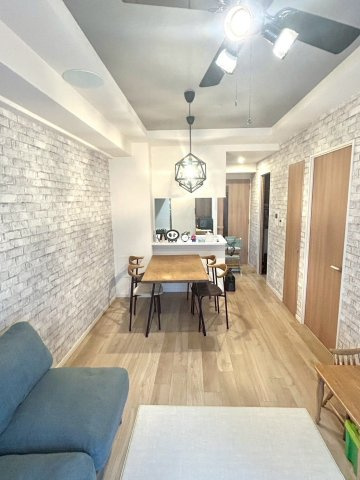 【居間・リビング】の画像