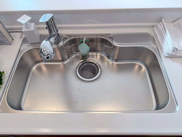 川口市本前川１丁目Ⅰ期　新築一戸建て　1号棟のキッチン|きれいなキッチンです