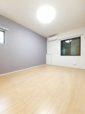 【内装】 | ミルネハイツ５ | 明るい色調の室内です