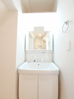 【洗面所】 | メイクロードⅤ | 洗面所です