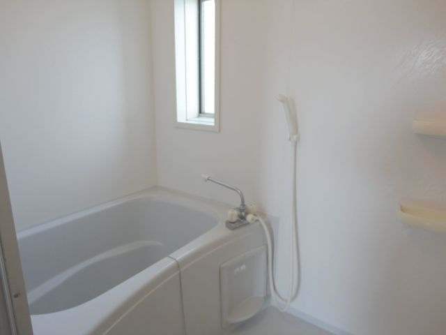 サンフラワーの浴室|きれいなお風呂です