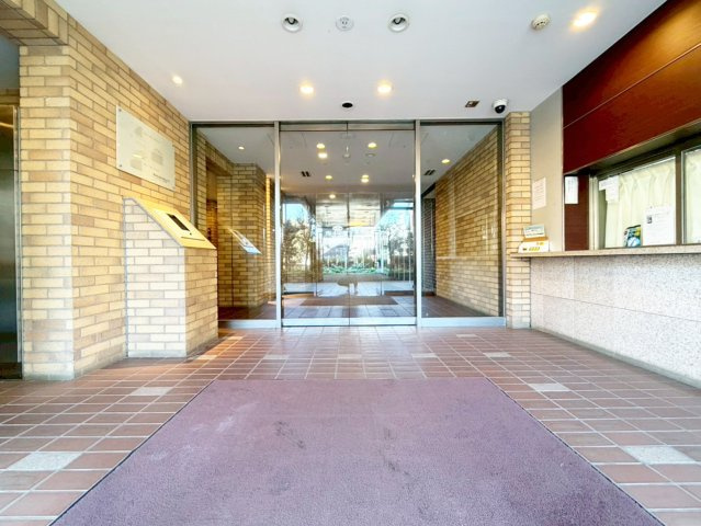 【エントランス】