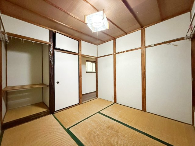 岸和田市下池田町2丁目　中古戸建の和室