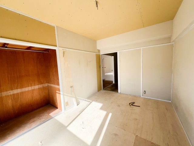 コーポ山崎の洋室