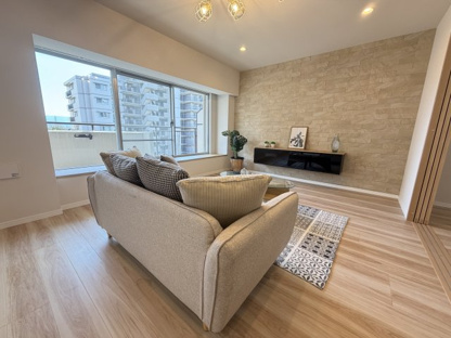 【ダイニング】フラワータウン・アミル２１アマリリス館 