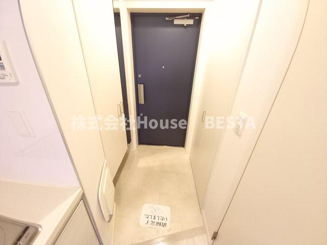 シャーメゾン神戸の玄関