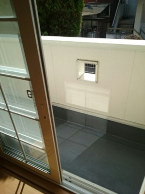 【バルコニー】 | パストラーレ道後Ａ | 開放的で明るい空間を演出してくれるバルコニーです