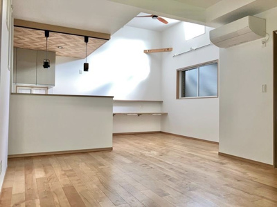 【居間・リビング】 | 桃浜町戸建