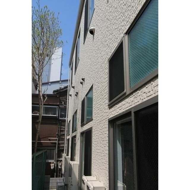 ヒルサイド・アレー千駄木の外観