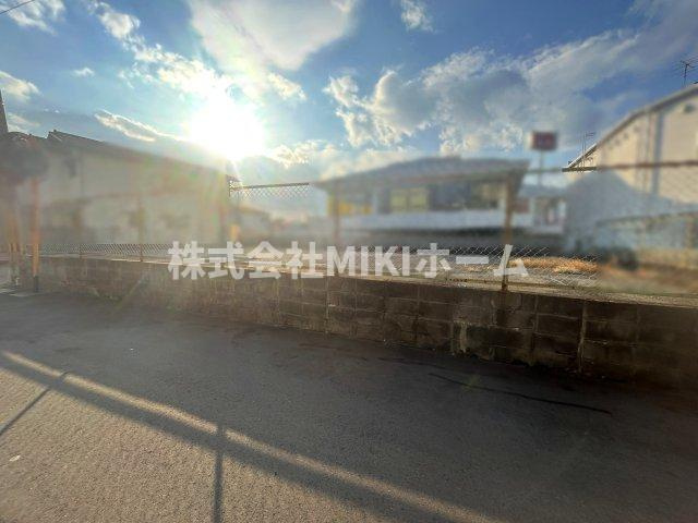 箕面市半町４丁目　新築戸建の外観