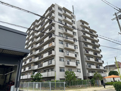 【外観】 | エクセランス大野芝 | ◆８階部分につき通風・眺望良好◆穏やかな風が舞い込む快適な住まいです♪眺めも綺麗ですので開放的な気分になれますよ♪