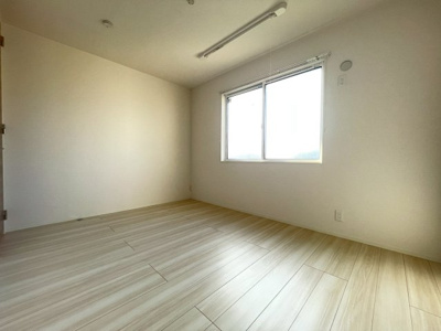 【洋室】 | 令和高浜館