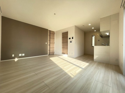 【居間・リビング】 | 令和高浜館