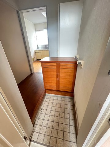 メゾンK&Kの玄関|同間取り別の部屋の写真です