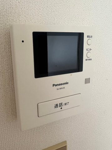 メゾンK&Kのセキュリティ|同間取り別の部屋の写真です