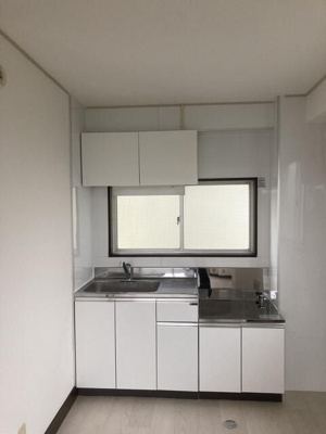 【キッチン】 | シャトーサンケイ | キッチンでお料理をお楽しみください