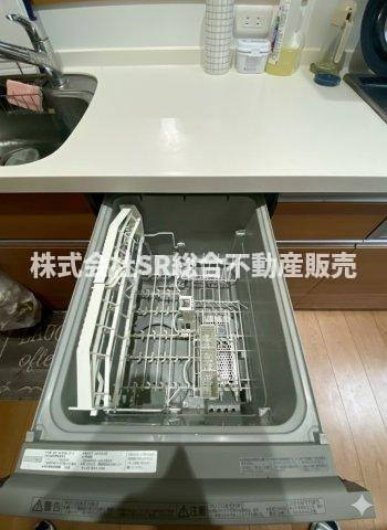 新池島町2丁目中古戸建のキッチン|食洗機があり洗い物の手間が省けます♪
