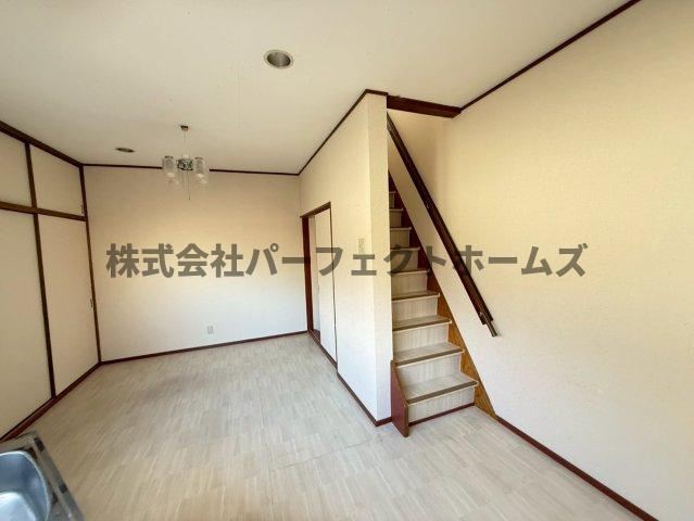 大成町戸建　賃貸の内装|内装もきれいです