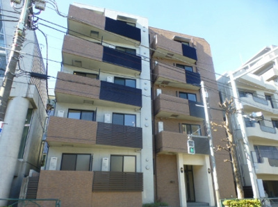 【外観】 | カシハラマンション | 鉄筋コンクリート造のがっちりとした建物。