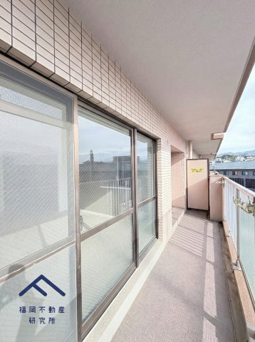 パレ・グランドール長者原駅前のバルコニー