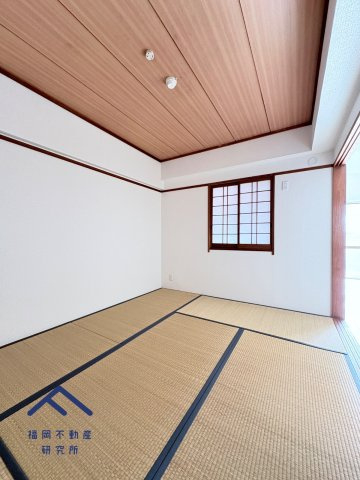 パレ・グランドール長者原駅前の洋室