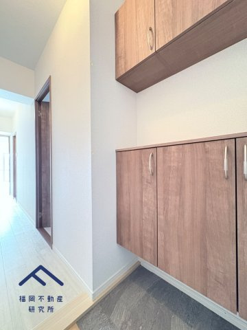 パレ・グランドール長者原駅前の玄関